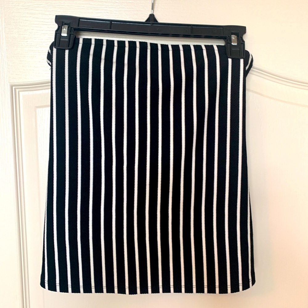 EXPRESS Strapless striped shirt with tie in back